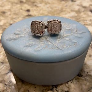 John Hardy 925 pave stud earrings 9mm, 18k stem.